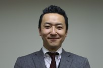 店長・部長代理 荒木　孝文